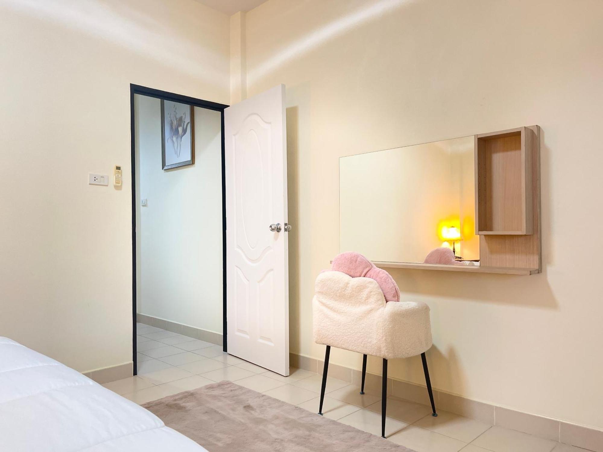 Malee House 3 Hotel Hua Hin Exterior photo